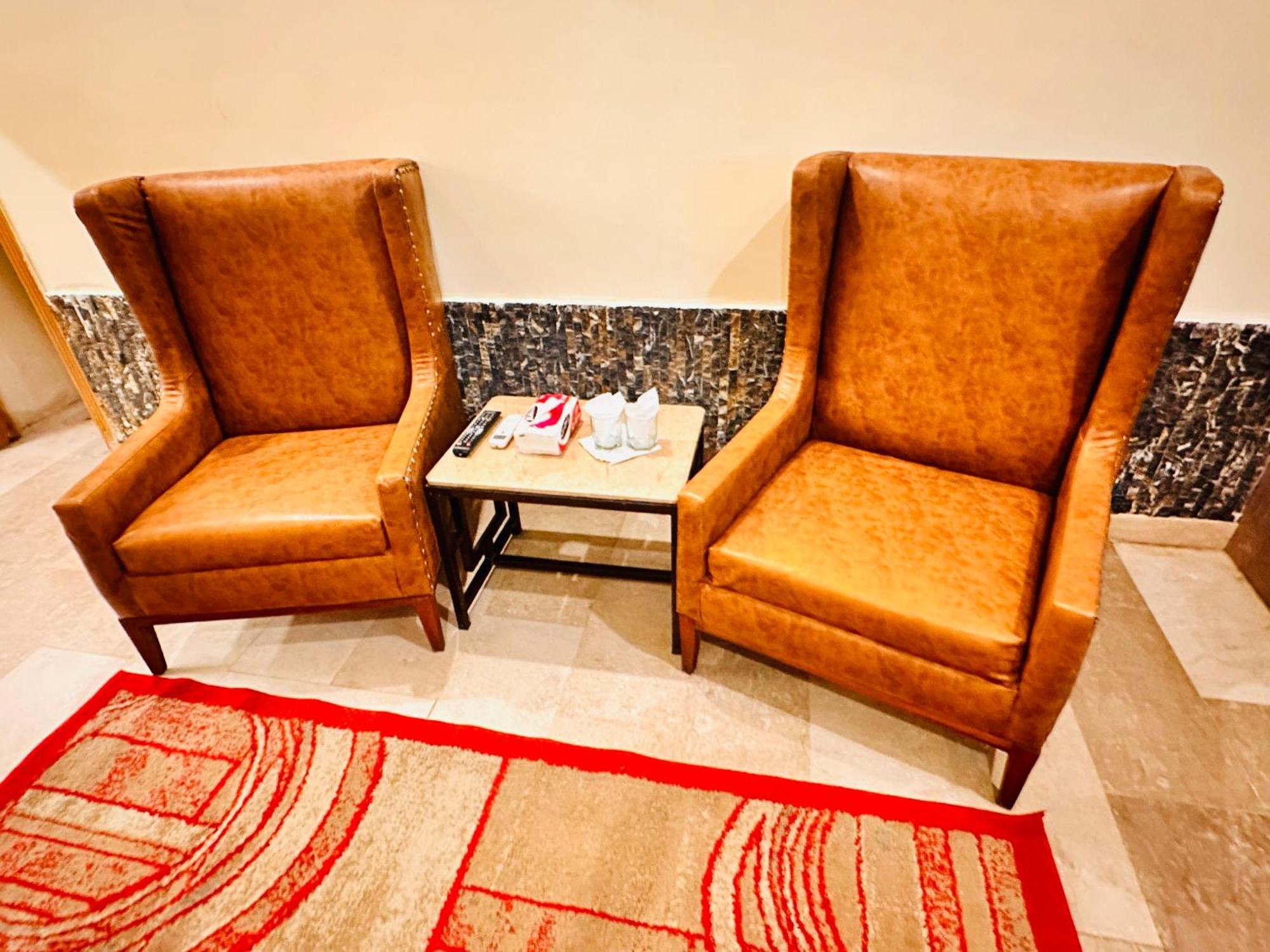Blue Moon Residency Jinnah Super Islamabad Esterno foto